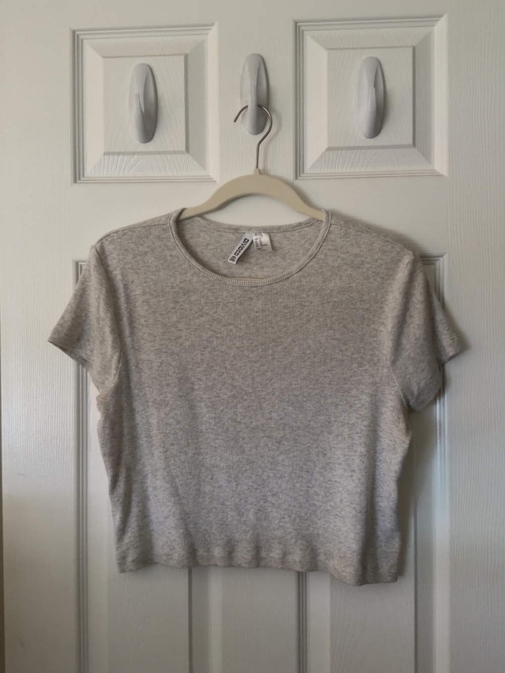 Bundle of H&M ribbed cropped t shirts - Picture 5 of 6
